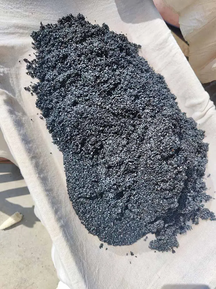 Sandless washing of Chinese herbal medicine black sesame